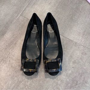 Roger Vivier Suede Flats in Black 37